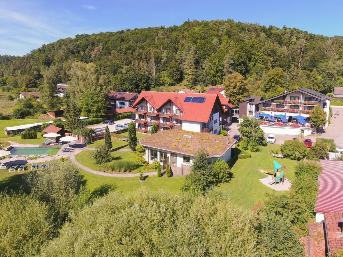 Hotel & Gasthof Zur Linde Kipfenberg Exterior photo